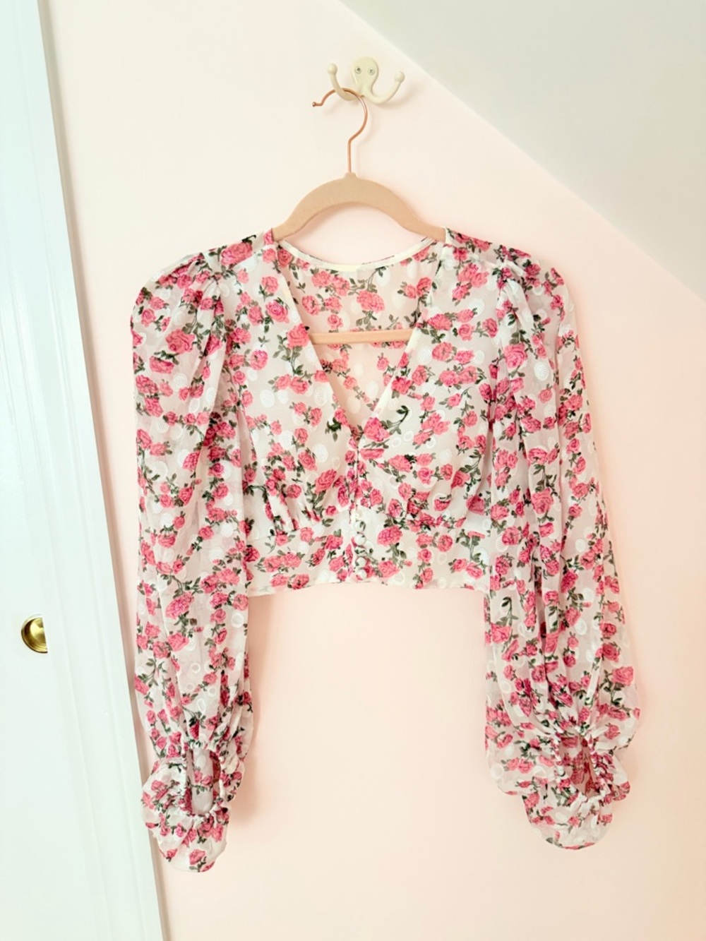 Floral Pink Puff-Sleeve Cropped Blouse